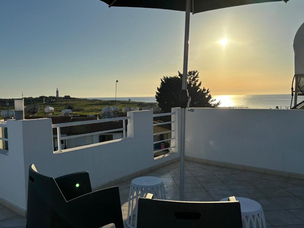 Venus Lighthouse 2B, Sea-View, Paphos Center Apartment Exterior photo